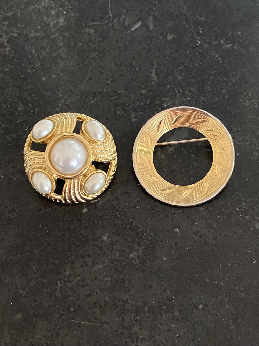 Set of 2 Vintage Gold-Tone Round Brooches - Faux Pearls & Etched